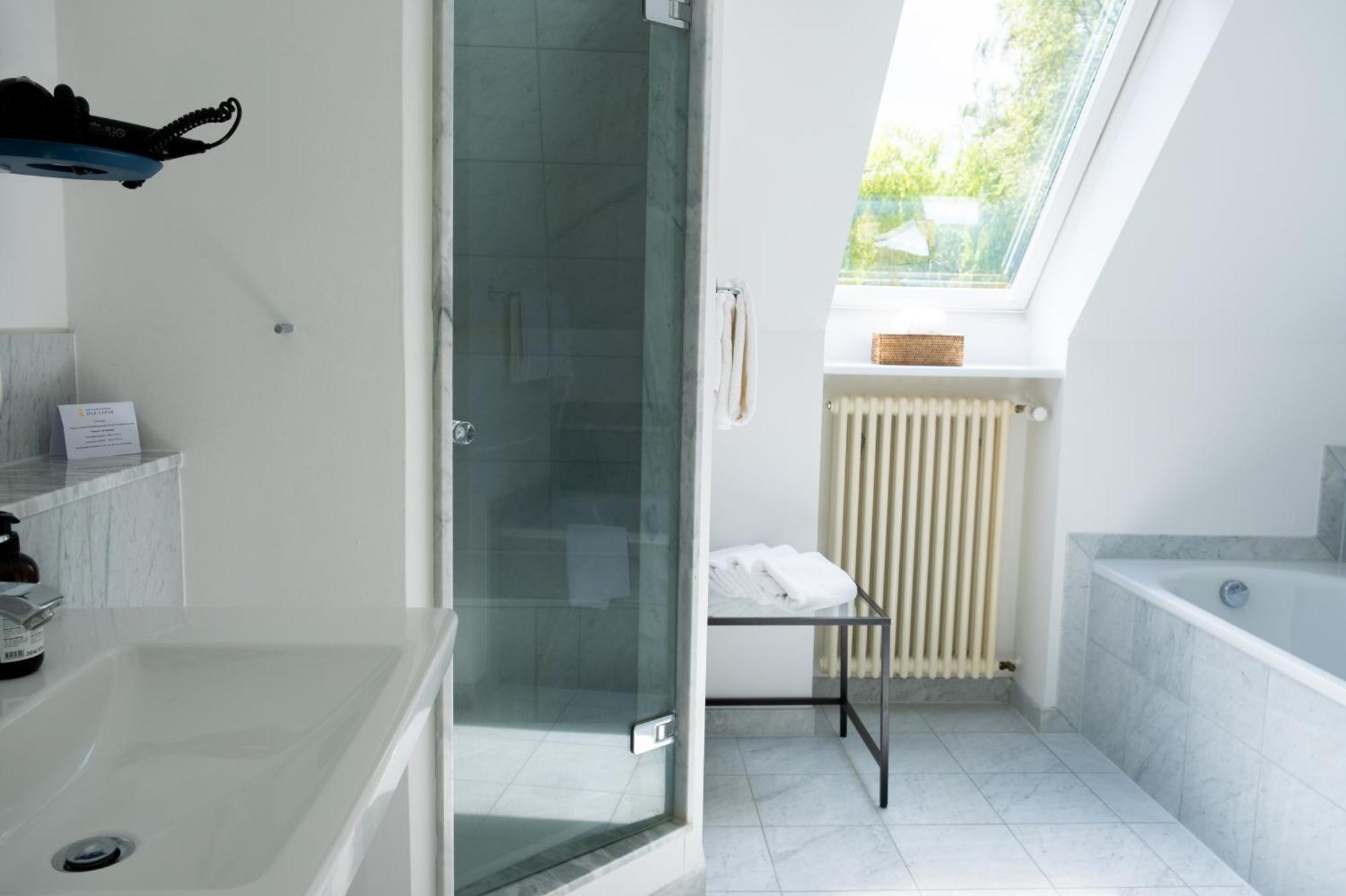 Hotel Ole Liese Panker Bagian luar foto