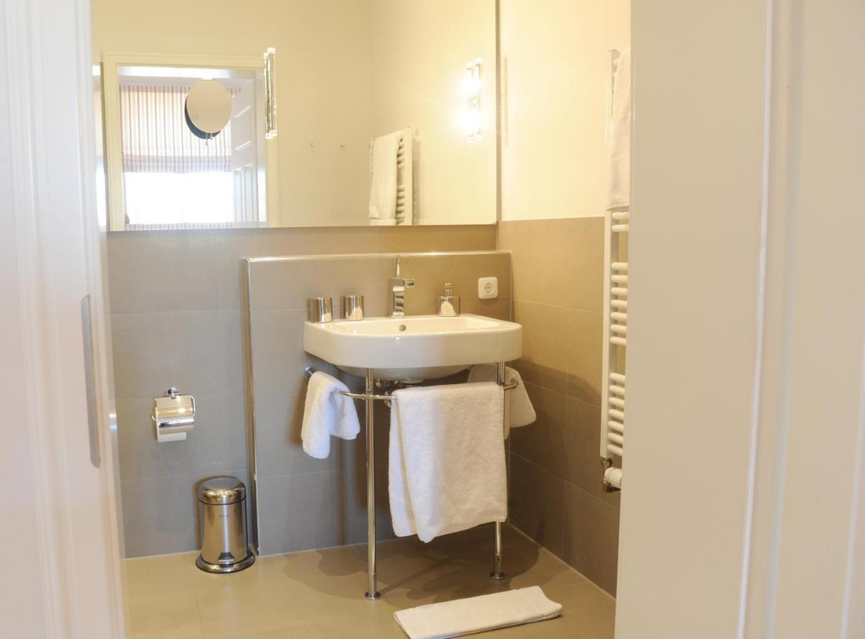Hotel Ole Liese Panker Bagian luar foto